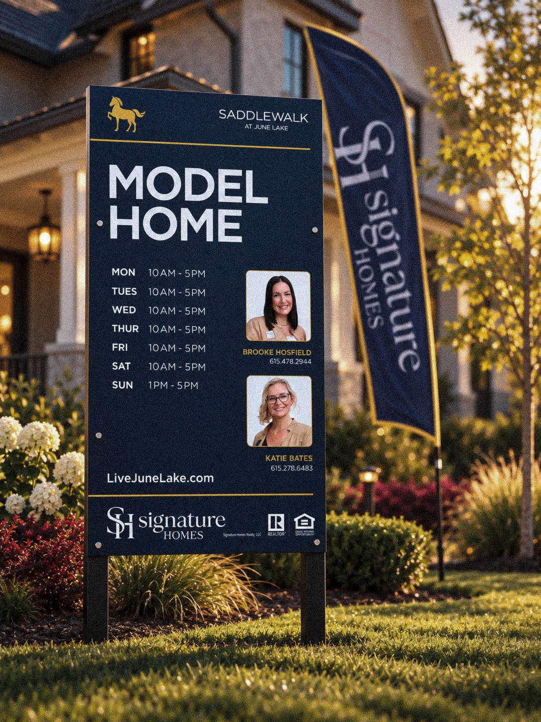 Model home hours sign